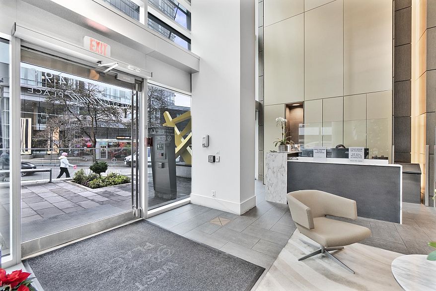 1201 1499 W Pender Street