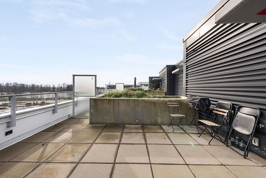 506 3430 E Kent Avenue South