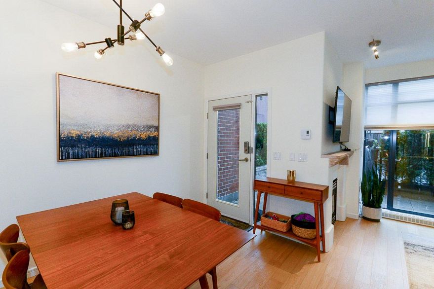 104 2688 Vine Street