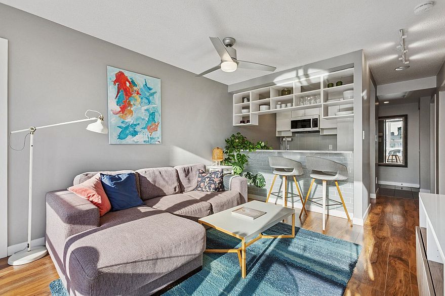 1711 939 Expo Boulevard