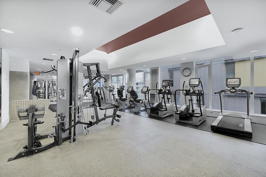 1201 1499 W Pender Street