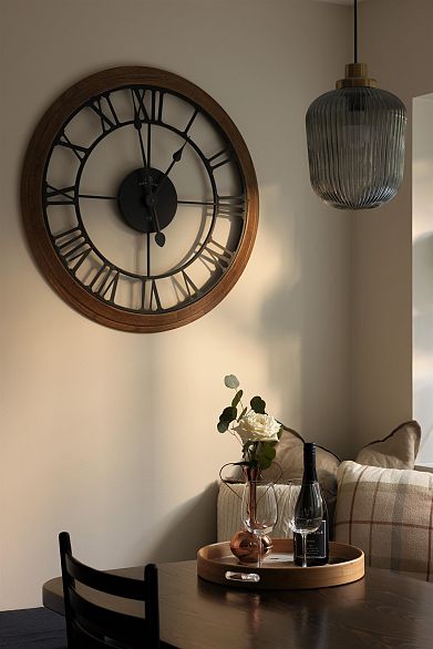 101 2133 Dundas Street