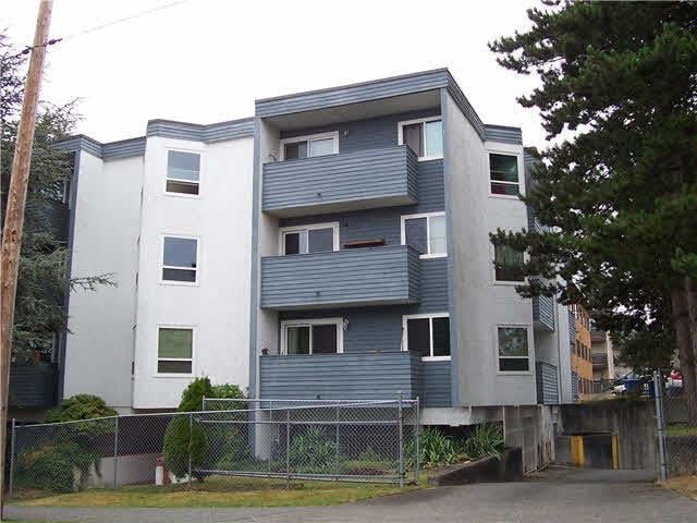 301 16 Lakewood Drive