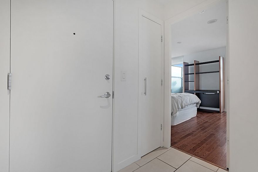 2404 1225 Richards Street