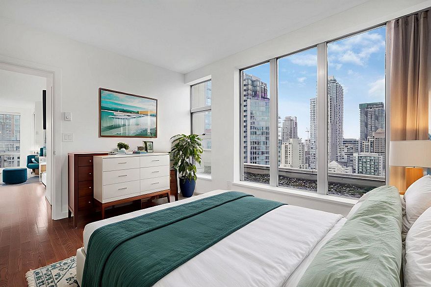 2404 1225 Richards Street