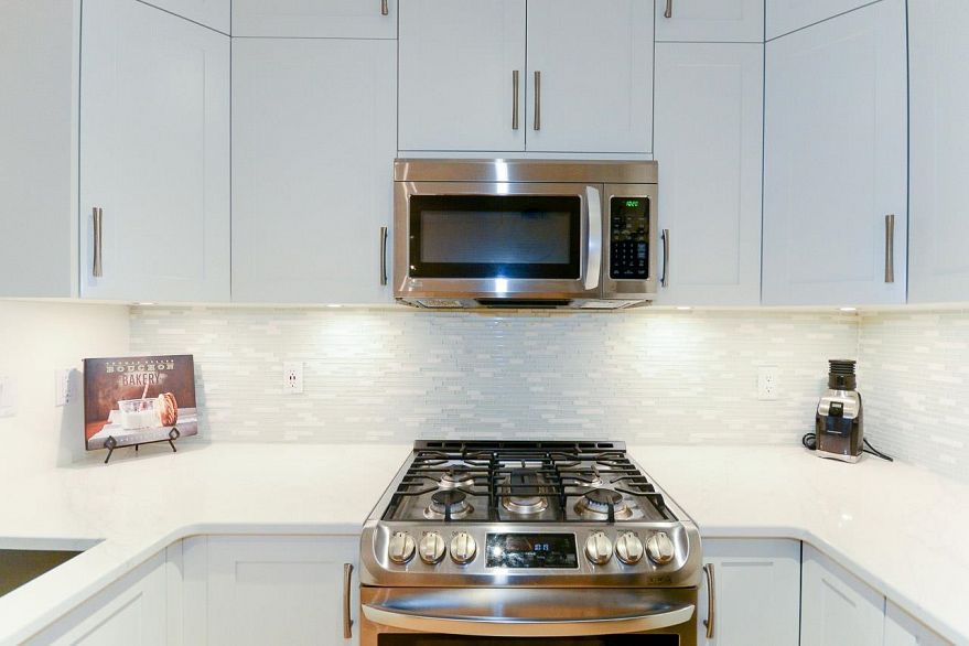 104 2688 Vine Street