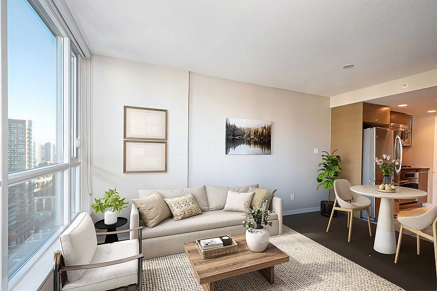 2102 833 Seymour Street