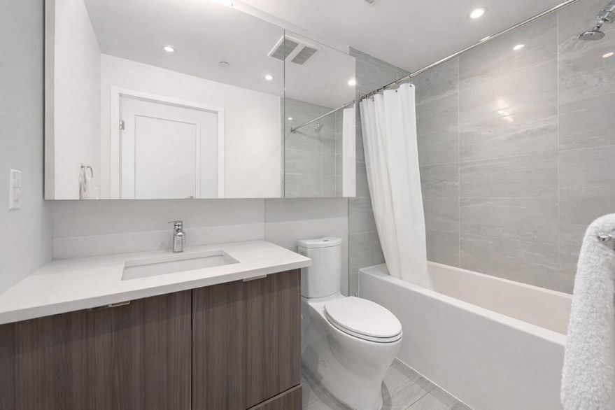 506 3430 E Kent Avenue South