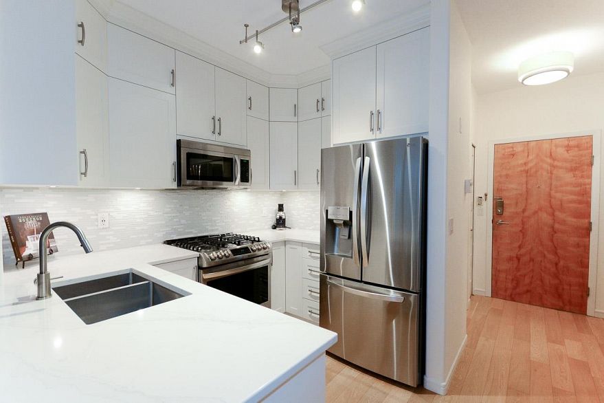 104 2688 Vine Street