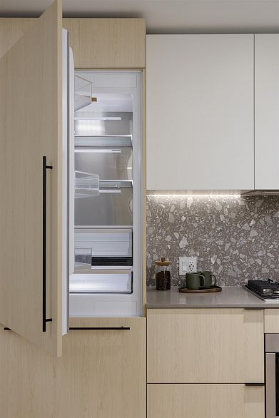 406 2471 Saint George Street