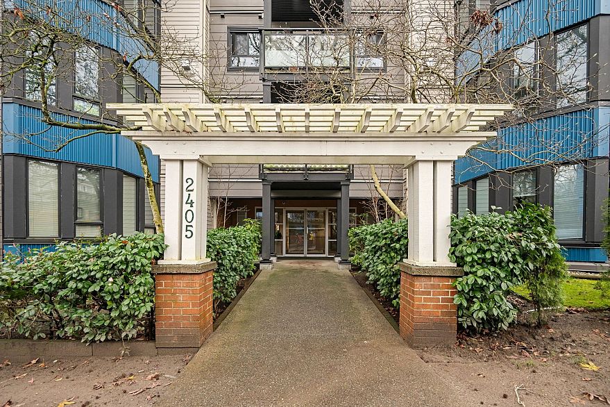 PH7 2405 Kamloops Street