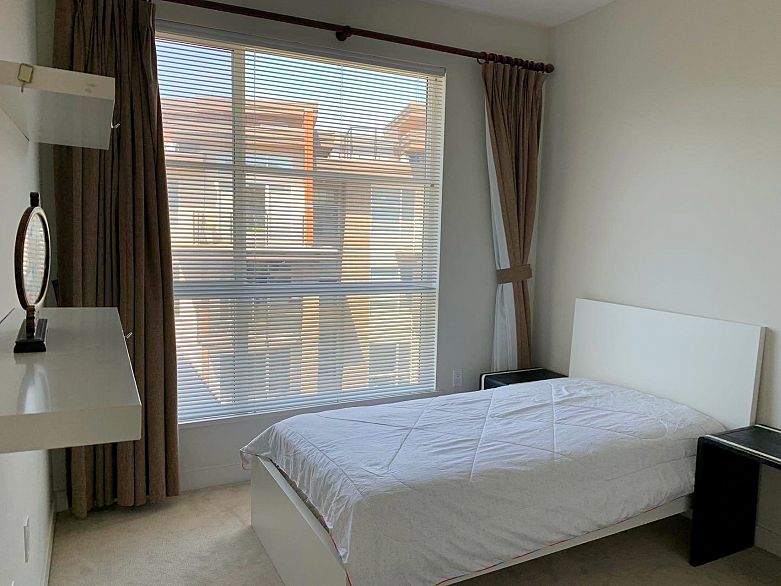 PH18 5983 Gray Avenue