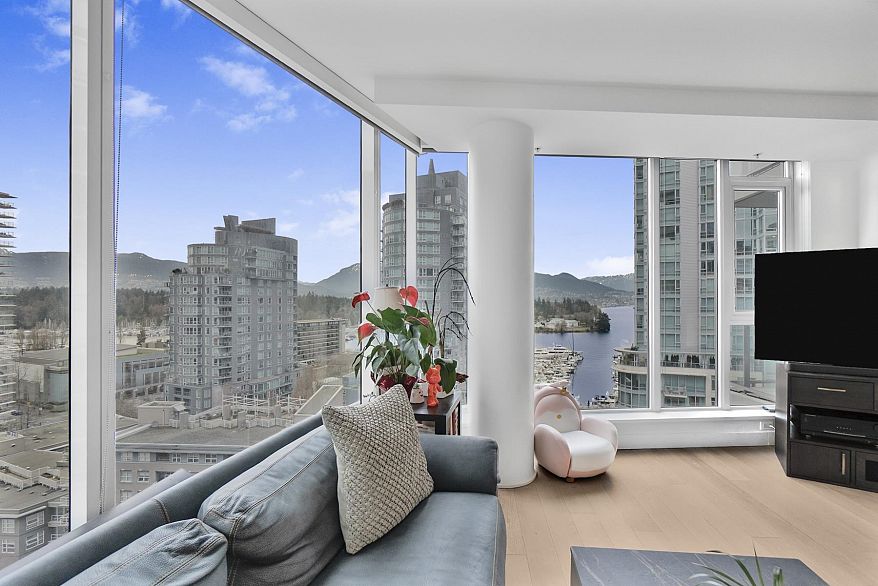 1201 1499 W Pender Street