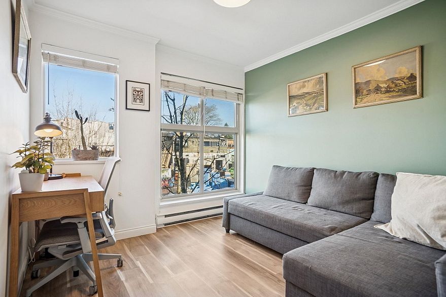 305 688 E 16th Avenue