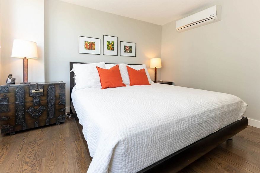 1703 1067 MARINASIDE CRESCENT, Vancouver BC V6Z 3A4