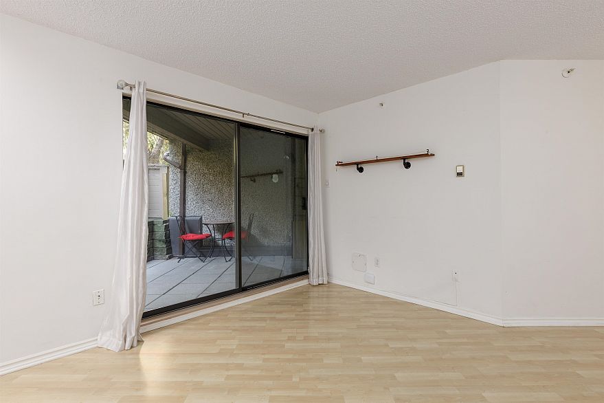 220 1500 Pendrell Street