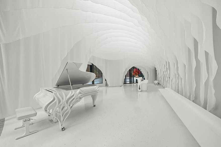 703 1033 Nelson Street