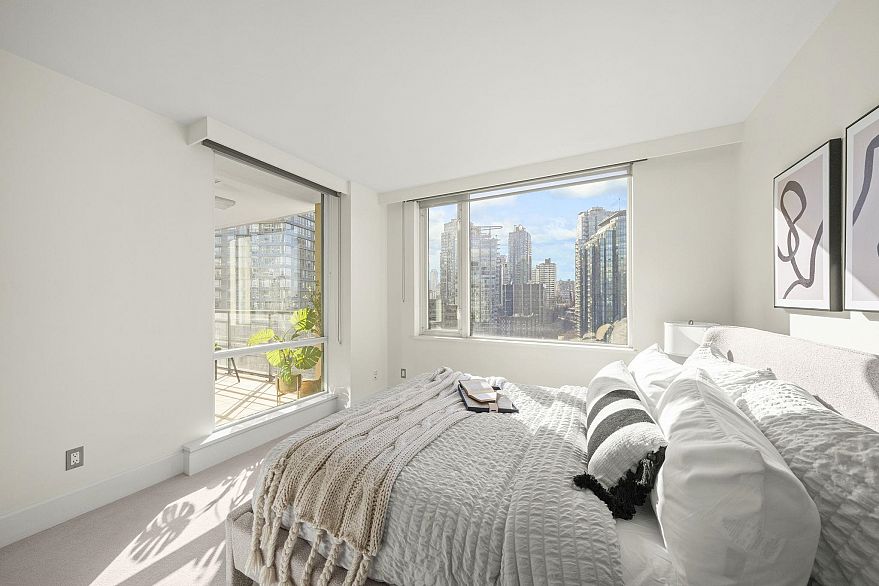 1503 323 Jervis Street