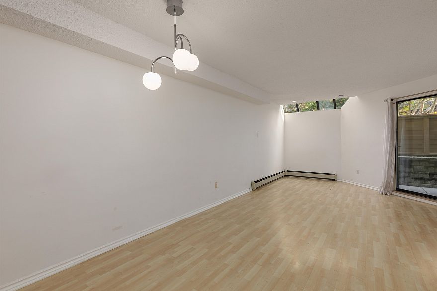 220 1500 Pendrell Street