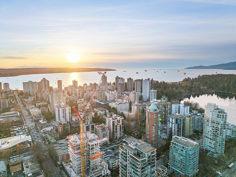 1901 1710 Bayshore Drive