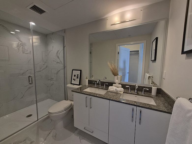 707 1708 Ontario Street