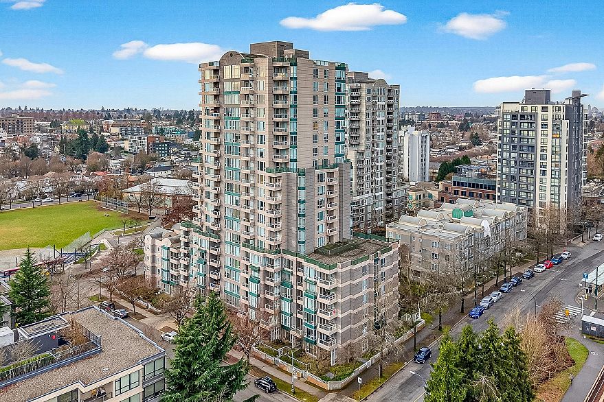 1201 5189 Gaston Street