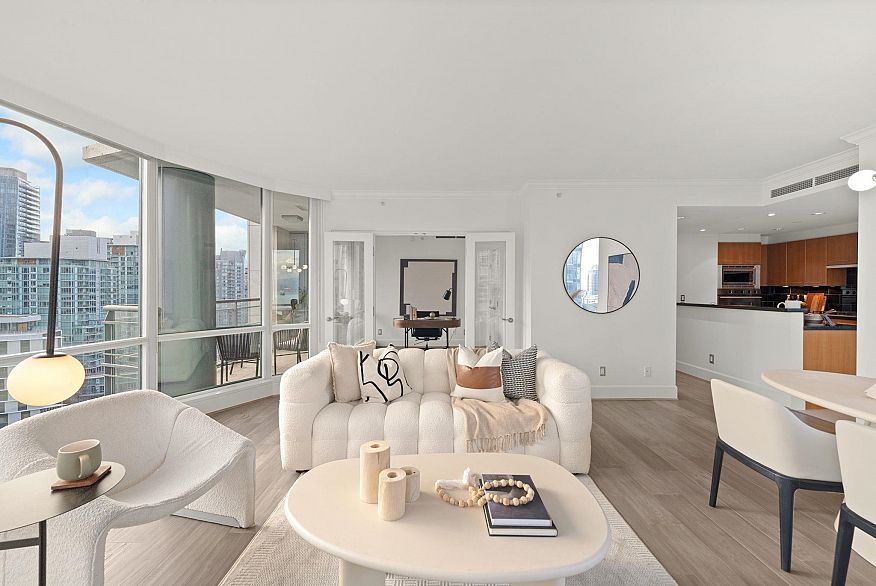 1503 323 Jervis Street