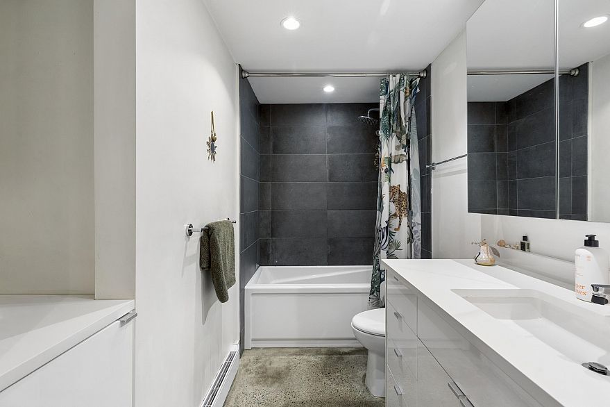 105 507 E 6th Avenue