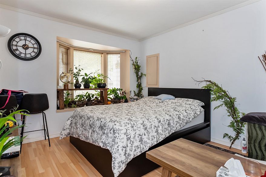 5564 Elizabeth Street