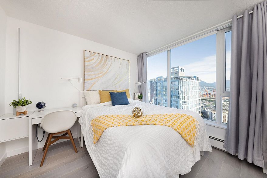 3705 188 Keefer Place