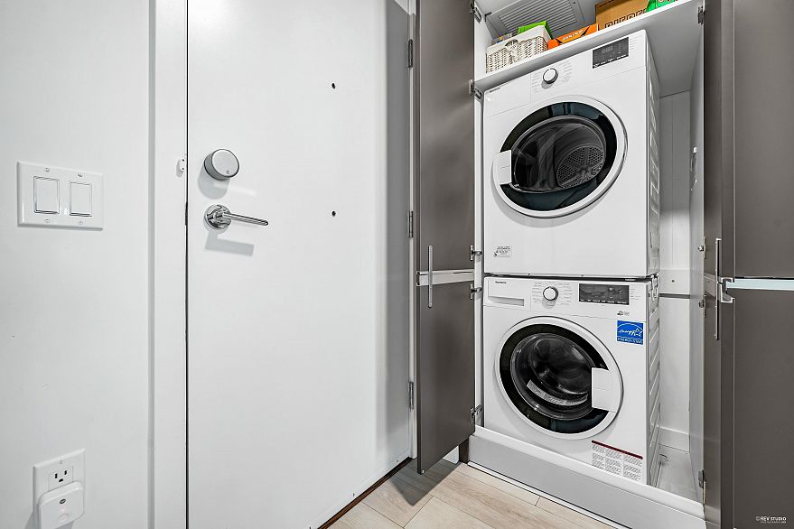 1021 180 E 2nd Avenue