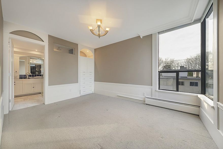 501 2370 W 2nd Avenue