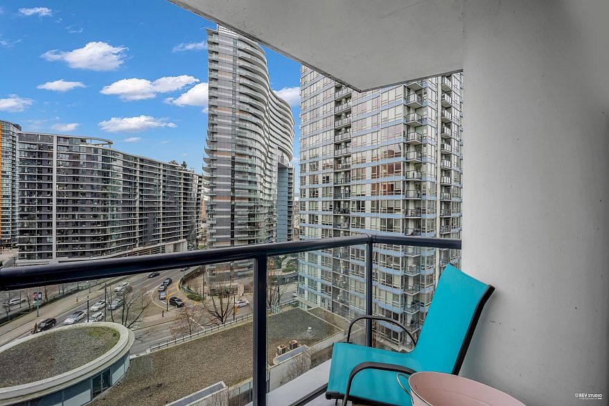 1202 928 Beatty Street