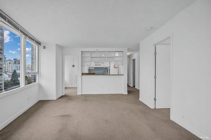 1202 928 Beatty Street