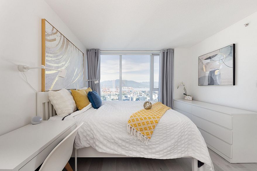 3705 188 Keefer Place