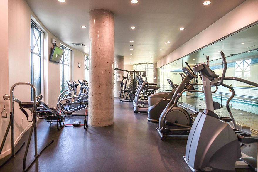 202 1188 Quebec Street