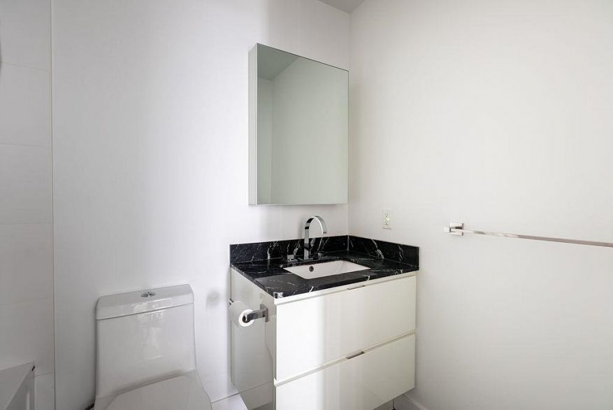 401 6733 Cambie Street