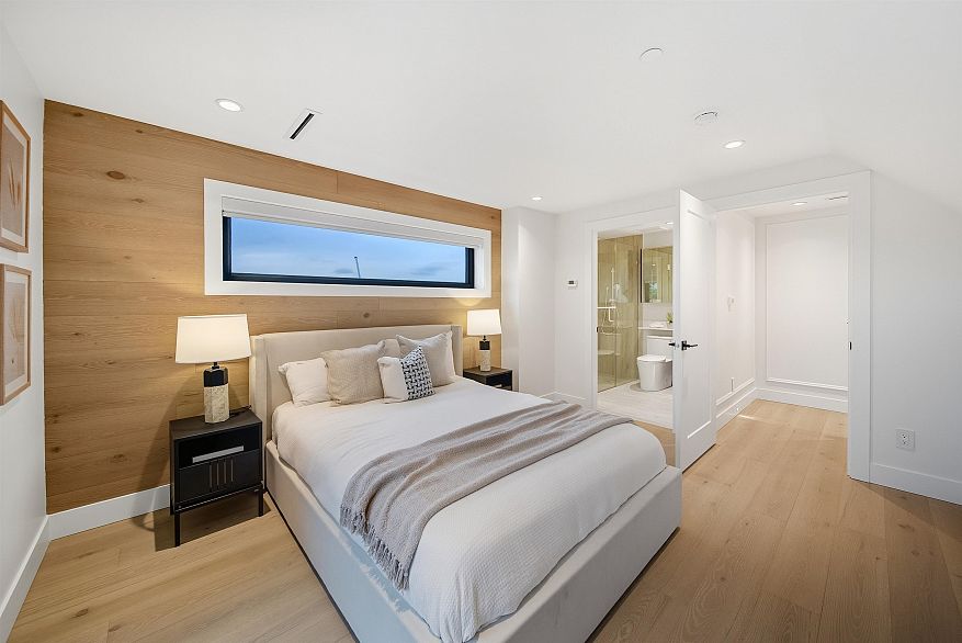 1 1841 Parker Street