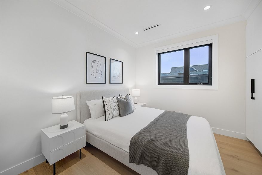 1 1841 Parker Street