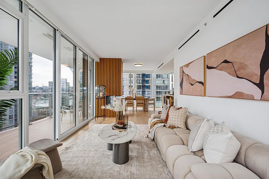 1103 499 Pacific Street