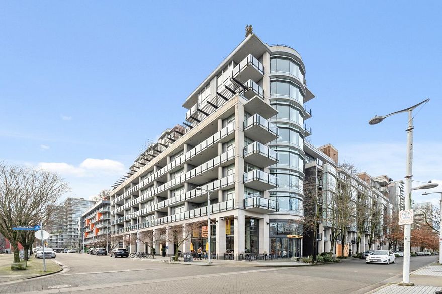 302 1625 Manitoba Street