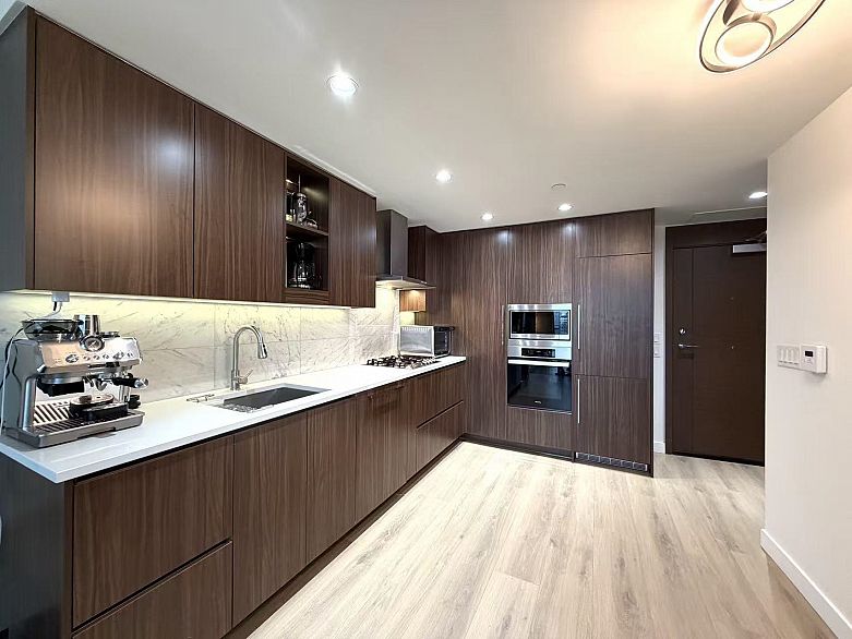 2812 89 Nelson Street