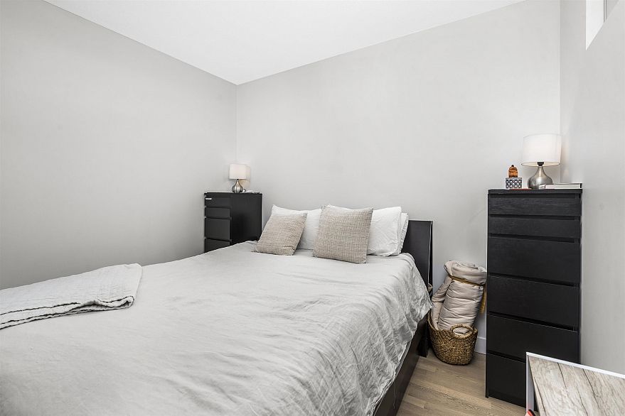 3XX 250 E 6TH AVENUE, Vancouver BC V5T 0B7