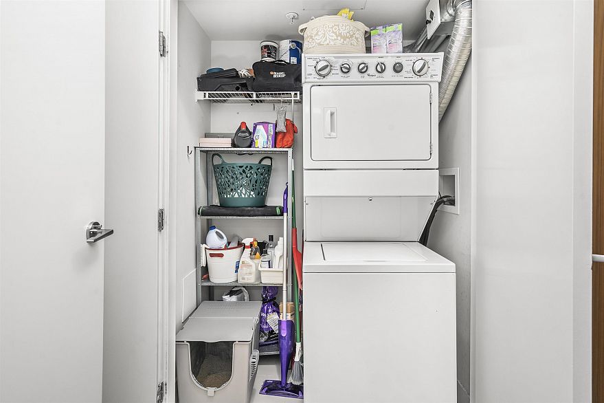 3XX 250 E 6TH AVENUE, Vancouver BC V5T 0B7