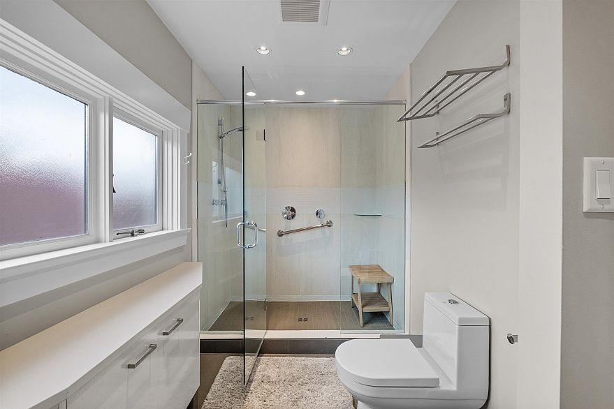 3044 Point Grey Road