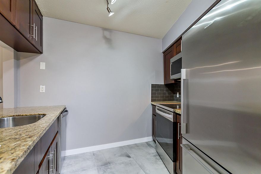 201 2222 Prince Edward Street