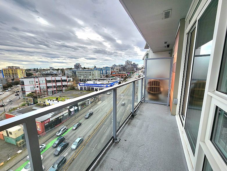 909 180 E 2ND AVENUE, Vancouver BC V5T 0K4