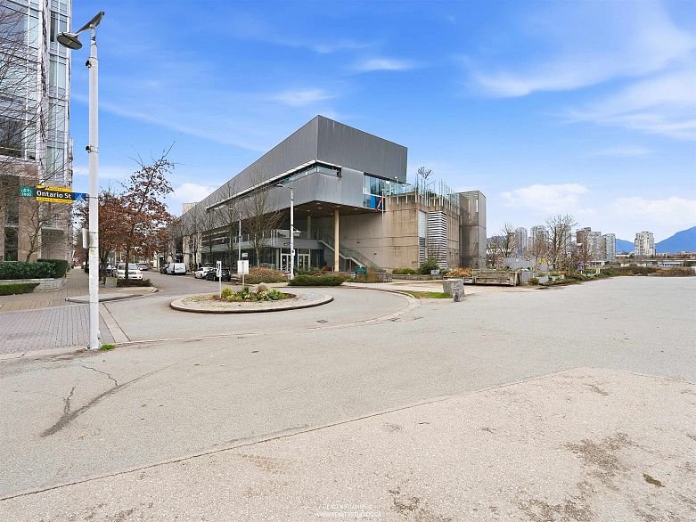 509 1633 Ontario Street