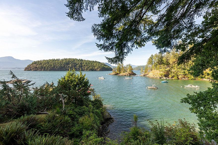 1558 Mount Gardner Road