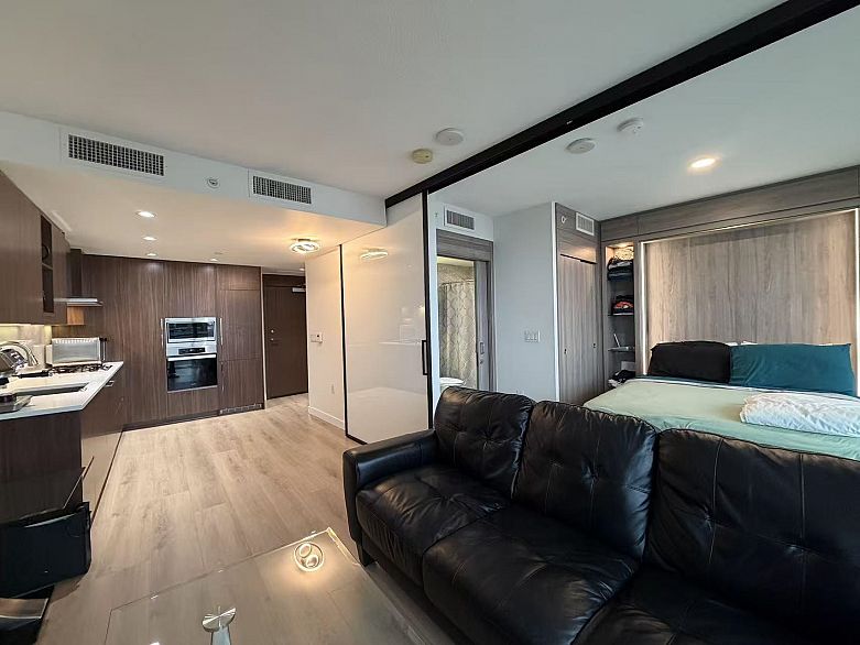 2812 89 Nelson Street